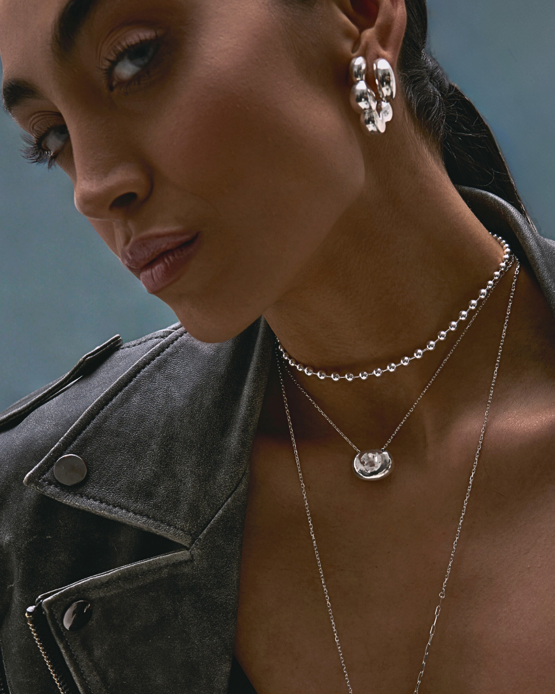 Grace Curve Pendant