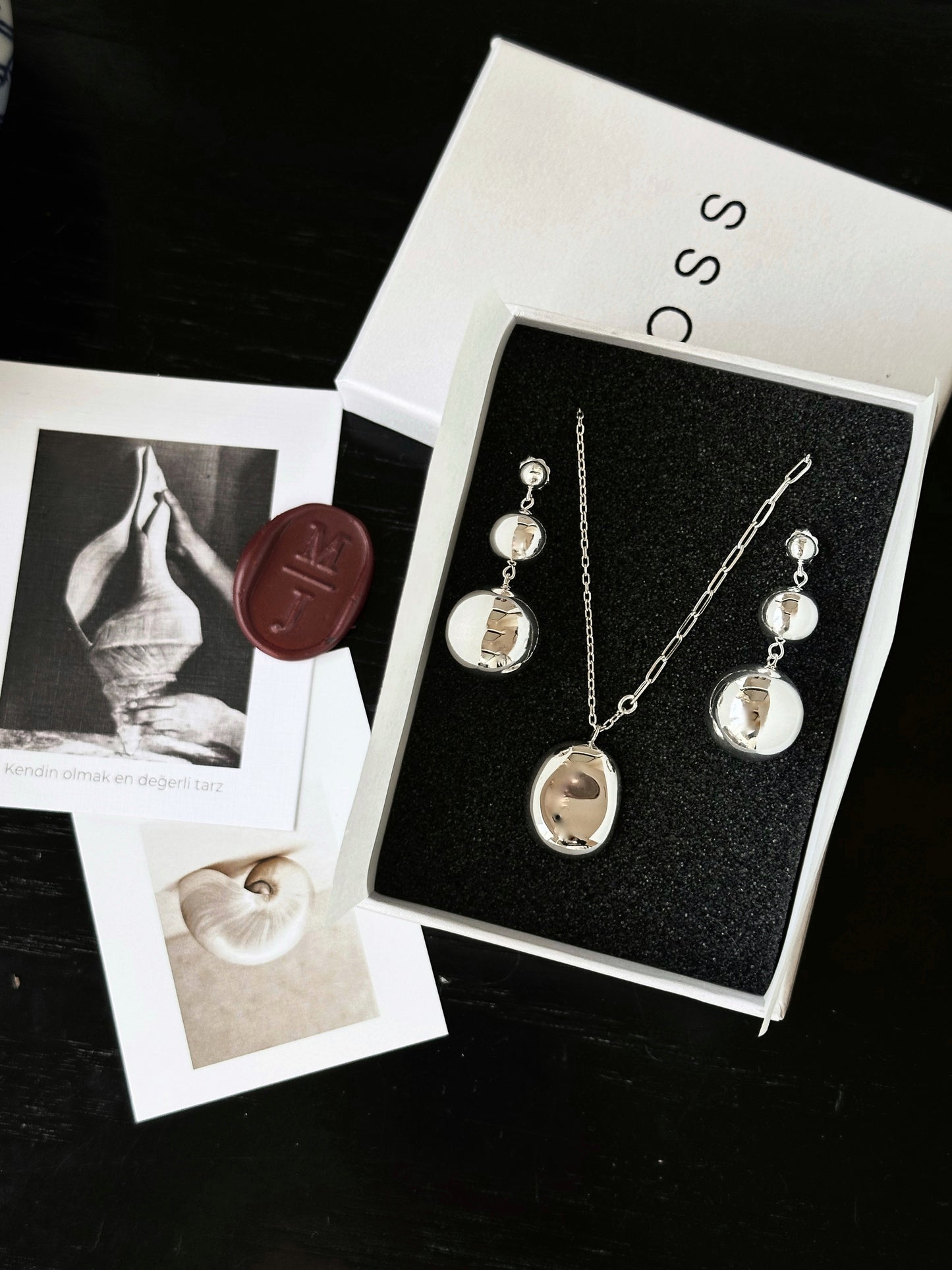 Air Orbs Earrings