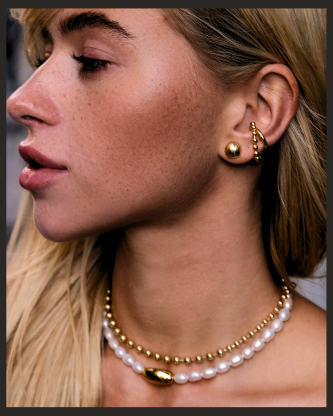 Curve Pearl Choker