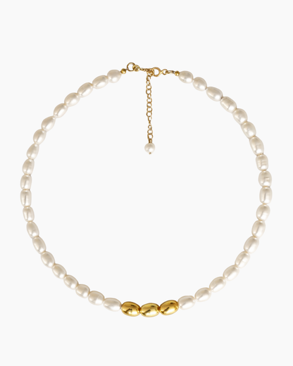 Curve Pearl Choker